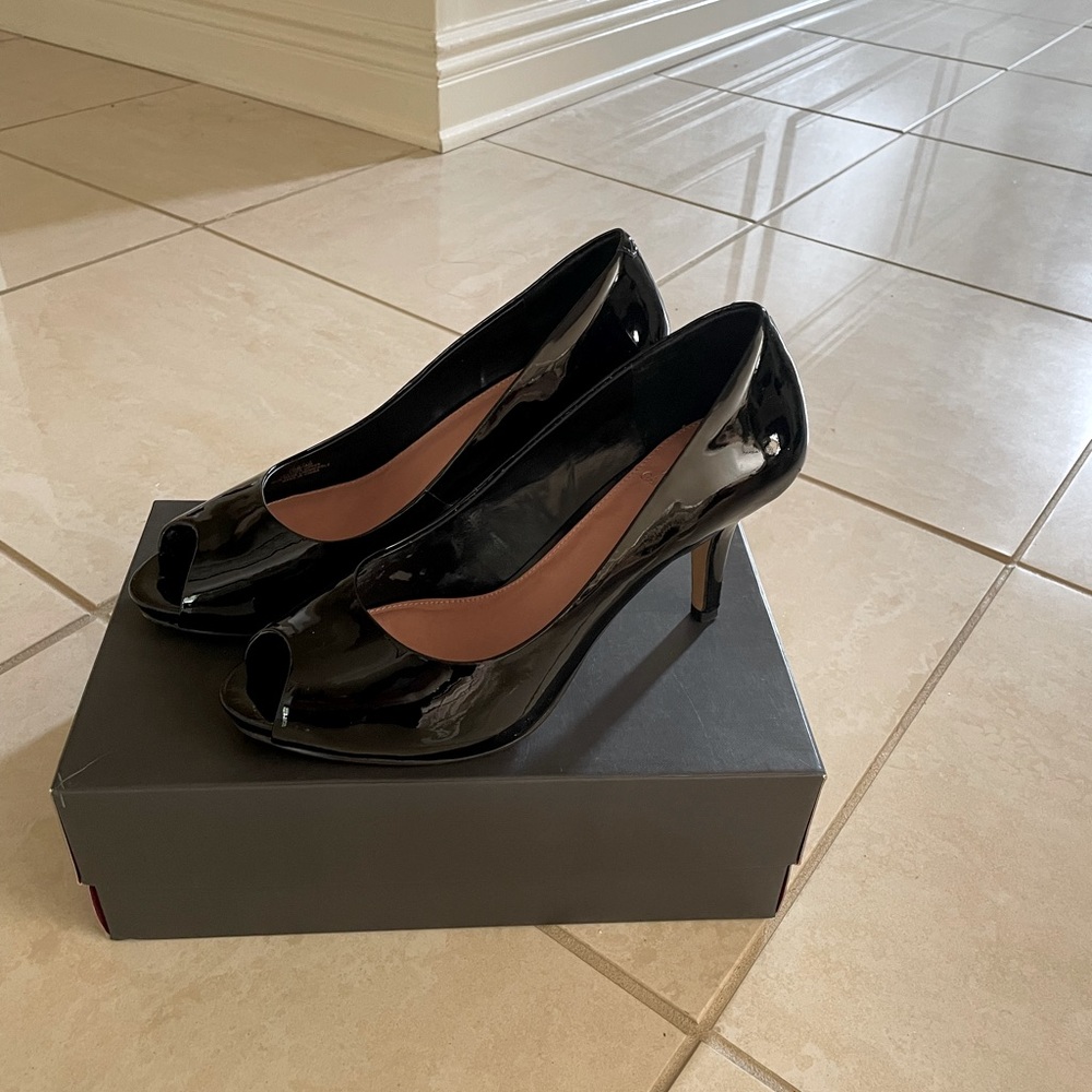 Vince Camuto black  patent peep toe pump. Size 10